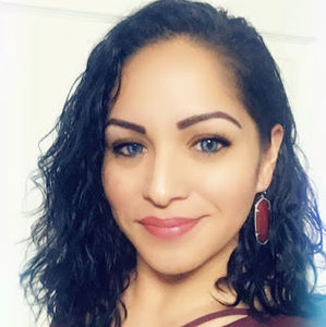 Meet your Posher, Cecilia